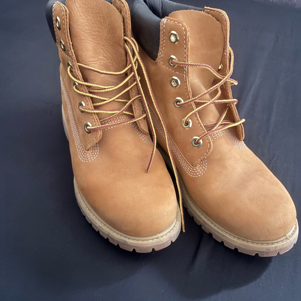 Timberland Tan Ankle Boots